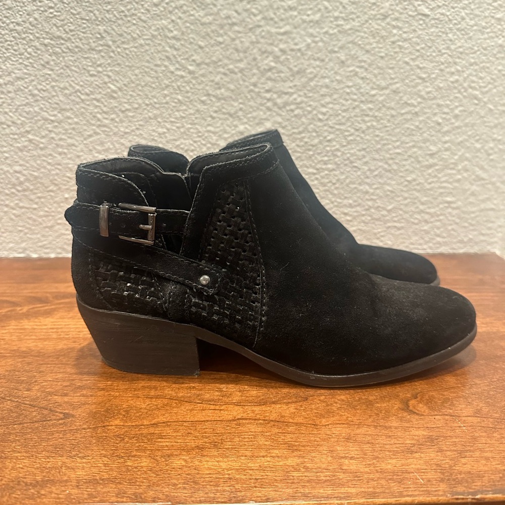 Vince Camuto Pamma Black Suede Leather Buckle Ankle Booties - Size 8.5M